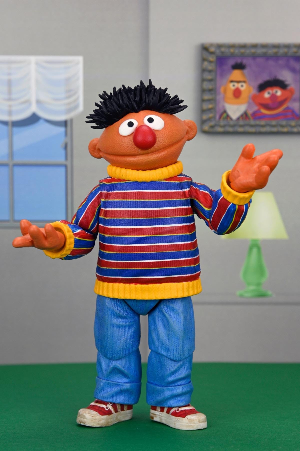 Sesame Street - 7” Scale Action Figure - Ultimate Ernie