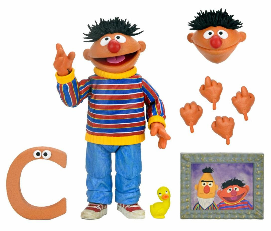 Sesame Street - 7” Scale Action Figure - Ultimate Ernie